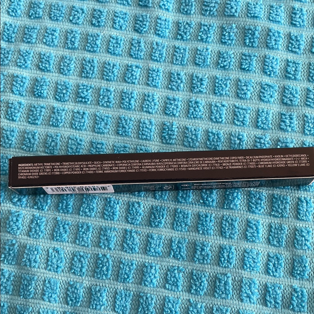 Bobbi Brown Long-Wear Cream Liner Stick - Black - Picture 2 of 5